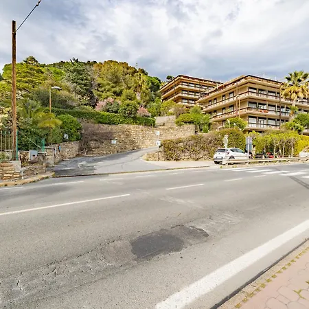 Mina House - Fronte Mare Con Ampia Terrazza E Garage *