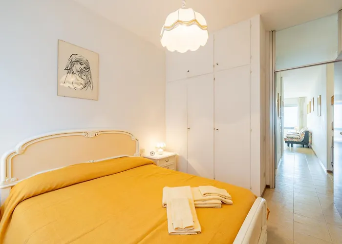 Mina House - Fronte Mare Con Ampia Terrazza E Garage Διαμέρισμα